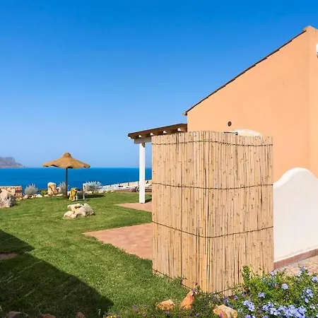 Guidaloca Cala Bianca Villa